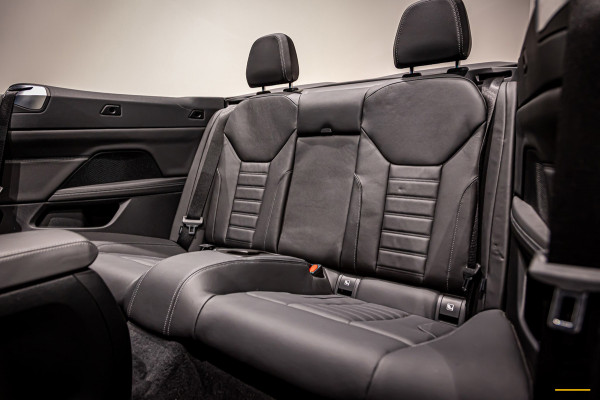 BMW 4 Serie Cabrio 420i High Executive|M-sport|Leder|Cam