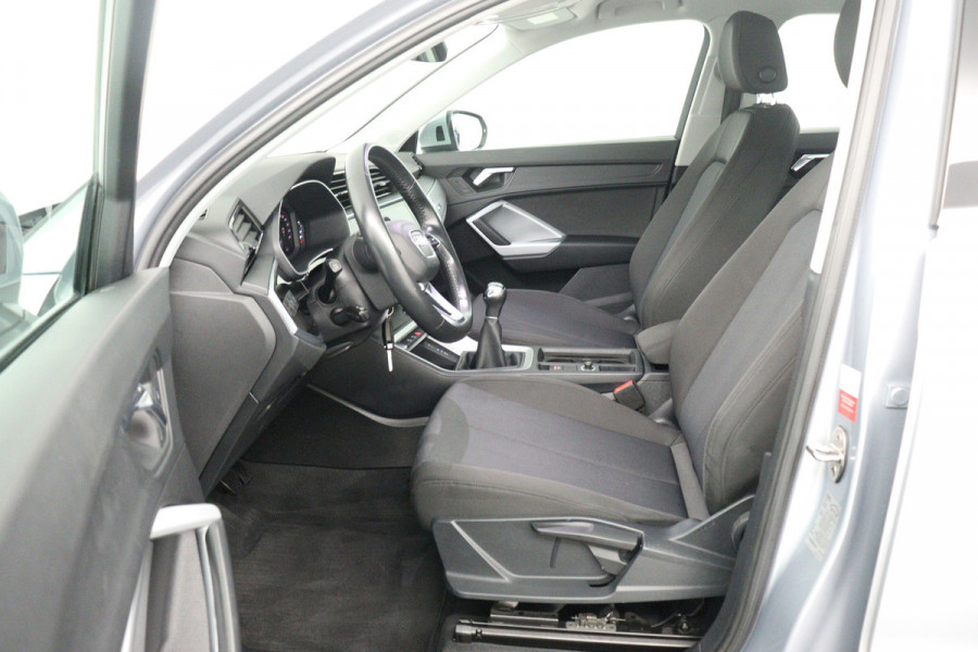 Audi Q3 35 TFSI Advanced Pro Line Plus (CAMERA, STOELVERWARMING, DIGITALE COCKPIT, LANE-ASSIST, CRUISE ADAPTIEF)