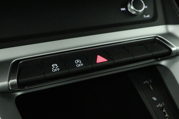 Audi Q3 35 TFSI Advanced Pro Line Plus (CAMERA, STOELVERWARMING, DIGITALE COCKPIT, LANE-ASSIST, CRUISE ADAPTIEF)
