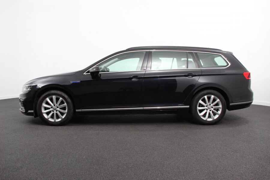 Volkswagen Passat Variant 1.4 TSI PHEV GTE | Adaptive Cruise Control | Lane Assist | Keyless Go | Navigatie | Camera | Massage Stoel |