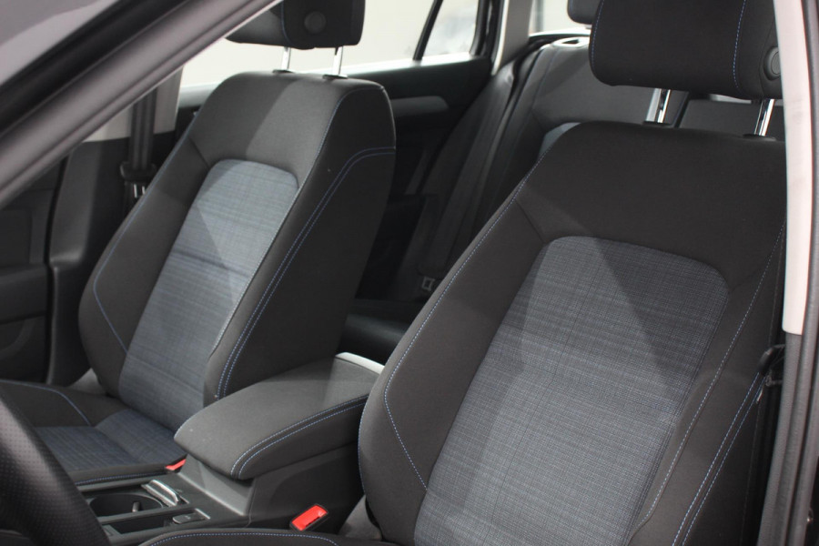 Volkswagen Passat Variant 1.4 TSI PHEV GTE | Adaptive Cruise Control | Lane Assist | Keyless Go | Navigatie | Camera | Massage Stoel |