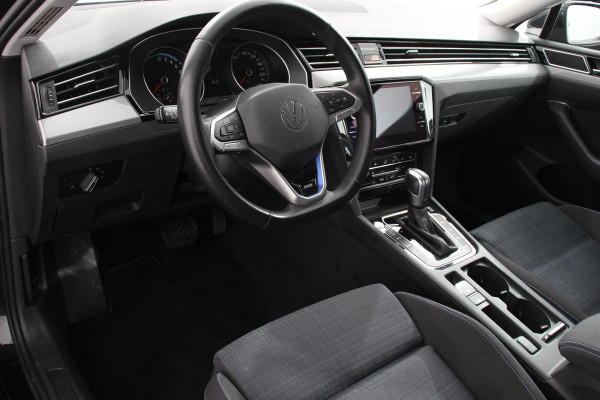 Volkswagen Passat Variant 1.4 TSI PHEV GTE | Adaptive Cruise Control | Lane Assist | Keyless Go | Navigatie | Camera | Massage Stoel |