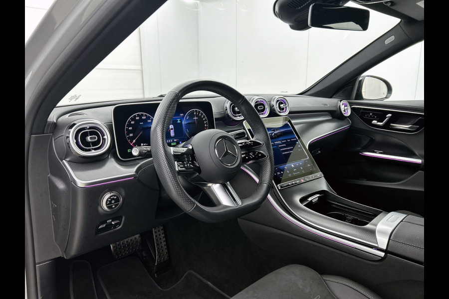 Mercedes-Benz C-Klasse Estate 300 e AMG Plug-In Hybride AMG Line | Night Pakket | Memory Voorstoelen | Easy-Pack Achterklep | Stuur en Stoelverwarming. Inclusief 24 maanden Mercedes-Benz Certified garantie voor Europa.