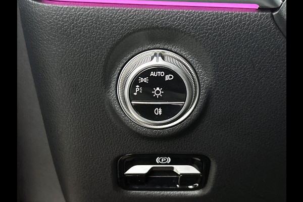 Mercedes-Benz C-Klasse Estate 300 e AMG Plug-In Hybride AMG Line | Night Pakket | Memory Voorstoelen | Easy-Pack Achterklep | Stuur en Stoelverwarming. Inclusief 24 maanden Mercedes-Benz Certified garantie voor Europa.