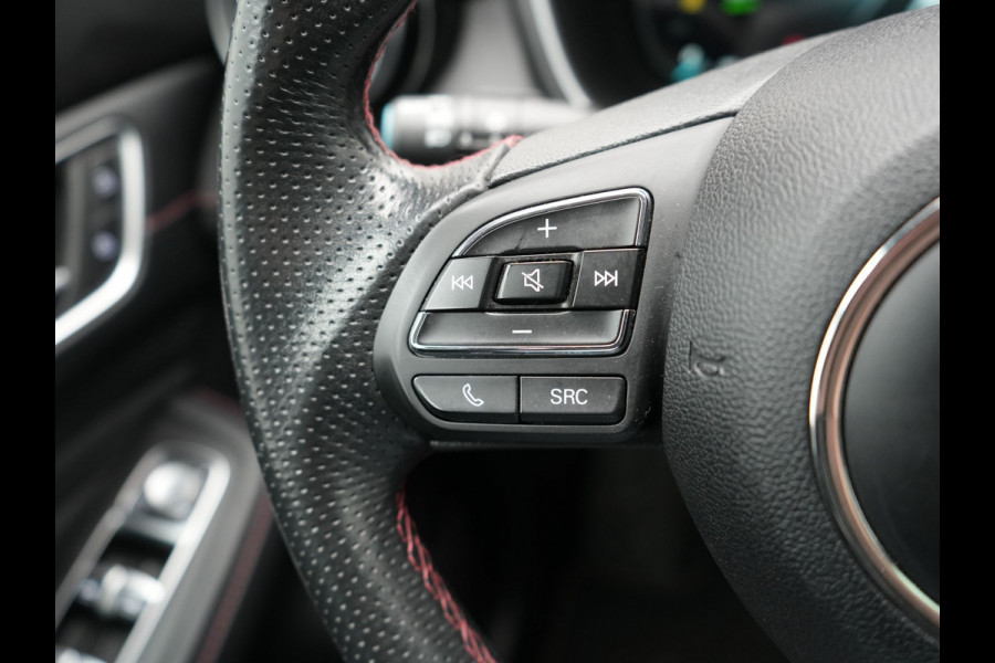 MG EHS 1.5 TGDI Luxury PHEV 258pk Dealer O.H | Trekhaak | Panodak | 360 Camera | Adaptive Cruise | Lederen Sportstoelen Verwarmd | Keyless | Pilot Assist | Blis | Apple Carplay | Virtual | Navigatie | DAB+ | Plug In Hybrid |