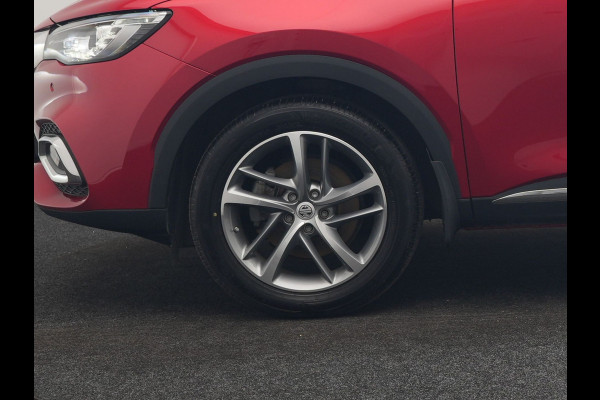 MG EHS 1.5 TGDI Luxury PHEV 258pk Dealer O.H | Trekhaak | Panodak | 360 Camera | Adaptive Cruise | Lederen Sportstoelen Verwarmd | Keyless | Pilot Assist | Blis | Apple Carplay | Virtual | Navigatie | DAB+ | Plug In Hybrid |