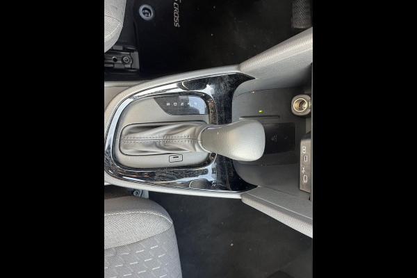 Toyota Yaris Cross 1.5 Hybrid 115 Dynamic | Apple Carplay & AndroidAUTO | Achteruitrij Camera | Stuur- & Stoelverwarming |