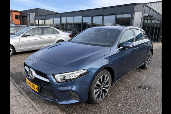 Mercedes-Benz A-Klasse 250 e Premium