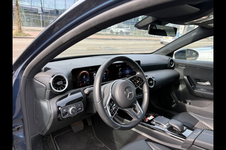 Mercedes-Benz A-Klasse 250 e Premium