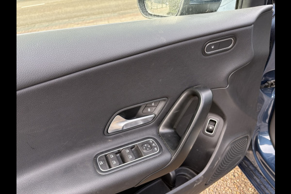 Mercedes-Benz A-Klasse 250 e Premium