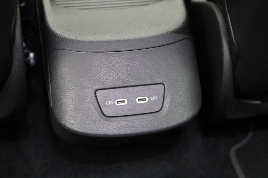 Volkswagen ID.3 Pro S 77 kWh 204 PK, Camera, Keyless, Adap. Cruise Control, Winterpakket