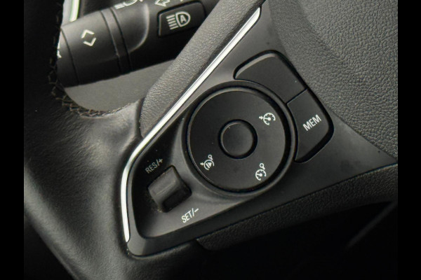 Opel Grandland X 1.2 Turbo Business Executive, achteruitrijcamera,trekhaak, 1/2 lederen sportinterieur, 1 e eigenaar, NL auto