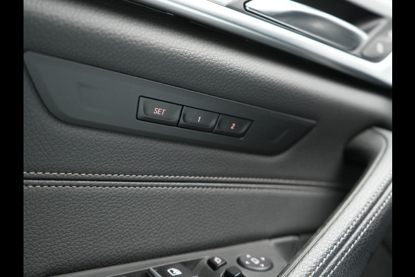 BMW 5 Serie Touring 520e Business Edition Plus PHEV 204pk Dealer O.H. | Head Up | Camera | Lederen Comfortstoelen Memory & Ventilatie | Apple Carplay | Blis | Virtual | Stoelverwarming | Navigatie | DAB | Plug In Hybrid |
