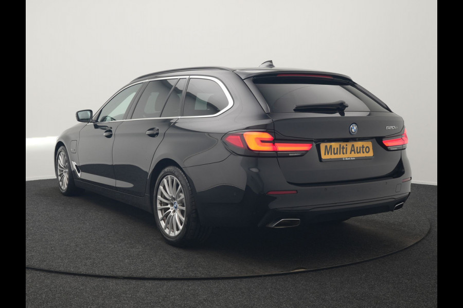 BMW 5 Serie Touring 520e Business Edition Plus PHEV 204pk Dealer O.H. | Head Up | Camera | Lederen Comfortstoelen Memory & Ventilatie | Apple Carplay | Blis | Virtual | Stoelverwarming | Navigatie | DAB | Plug In Hybrid |