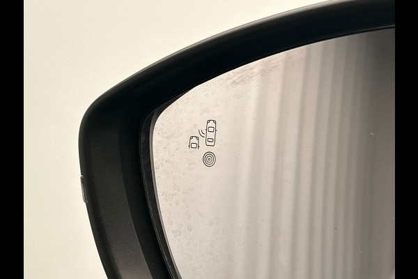 Opel Corsa 1.2 GS Line | Pano/Dak | Trekhaak | Origineel NL | Apple/Carplay | Half/Leder