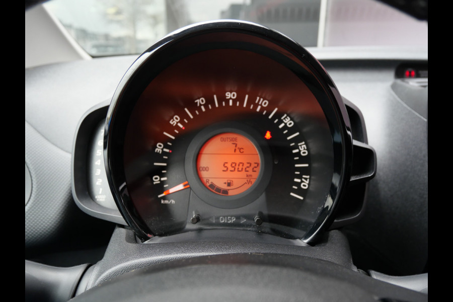 Citroën C1 1.0 e-VTi FEEL | 5-DRS | AIRCO | BLUETOOTH | NL-AUTO | NIEUWE APK!!