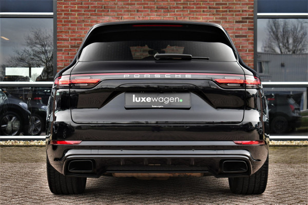 Porsche Cayenne 3.0 Pano Chrono+Sport Trekh Luchtv 21inch BOSE Sfeer