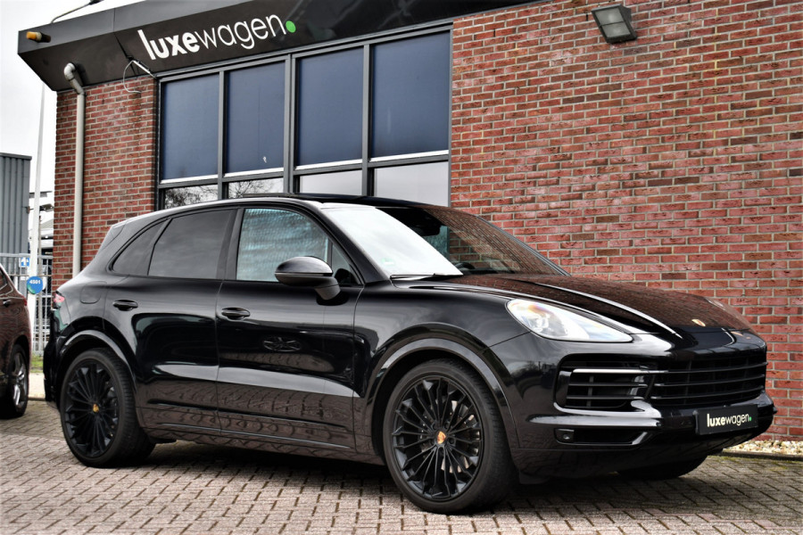 Porsche Cayenne 3.0 Pano Chrono+Sport Trekh Luchtv 21inch BOSE Sfeer