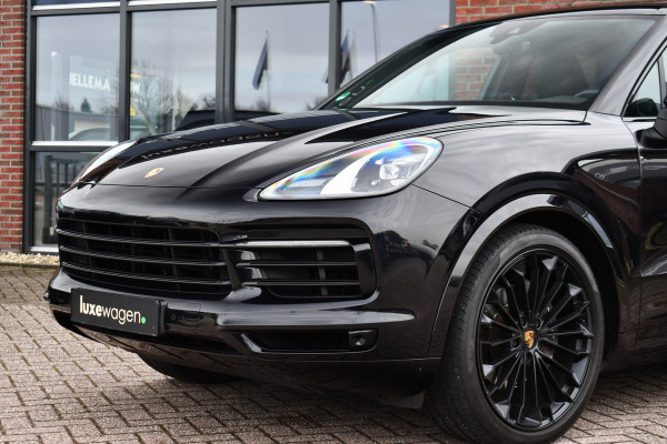 Porsche Cayenne 3.0 Pano Chrono+Sport Trekh Luchtv 21inch BOSE Sfeer