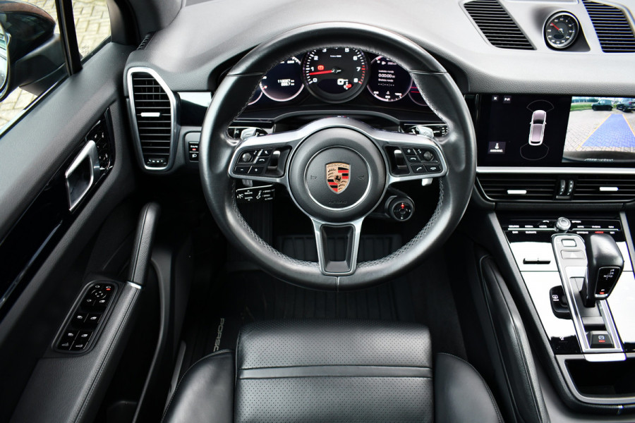 Porsche Cayenne 3.0 Pano Chrono+Sport Trekh Luchtv 21inch BOSE Sfeer