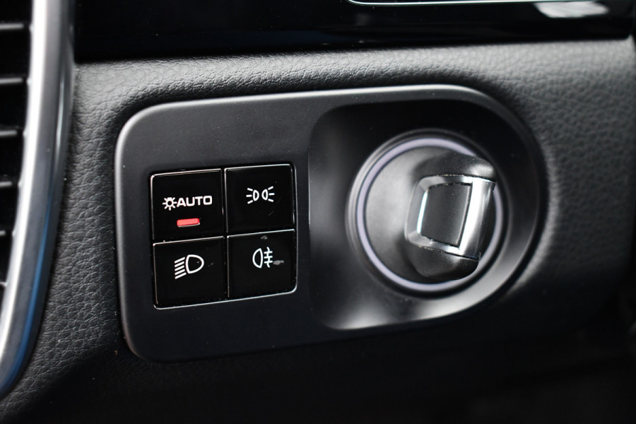 Porsche Cayenne 3.0 Pano Chrono+Sport Trekh Luchtv 21inch BOSE Sfeer