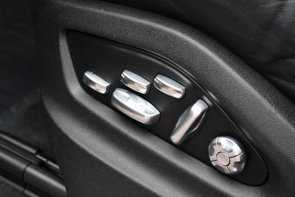 Porsche Cayenne 3.0 Pano Chrono+Sport Trekh Luchtv 21inch BOSE Sfeer