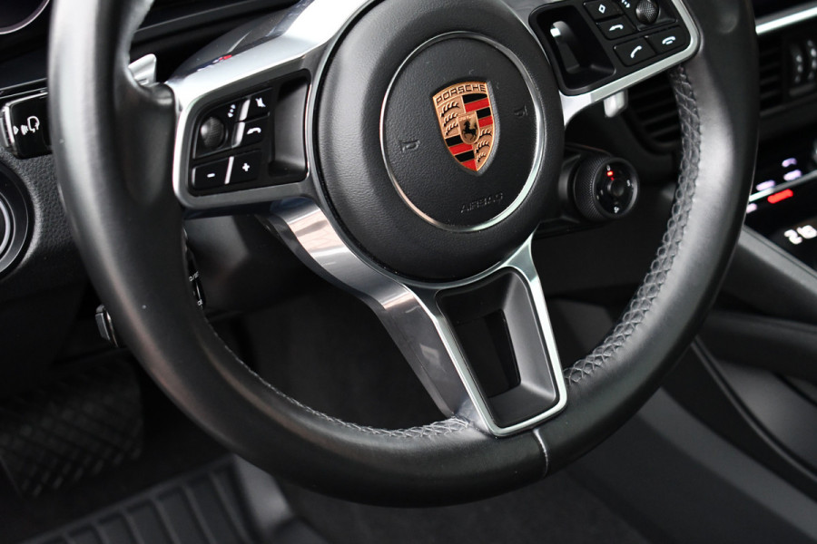 Porsche Cayenne 3.0 Pano Chrono+Sport Trekh Luchtv 21inch BOSE Sfeer