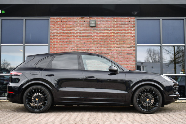 Porsche Cayenne 3.0 Pano Chrono+Sport Trekh Luchtv 21inch BOSE Sfeer