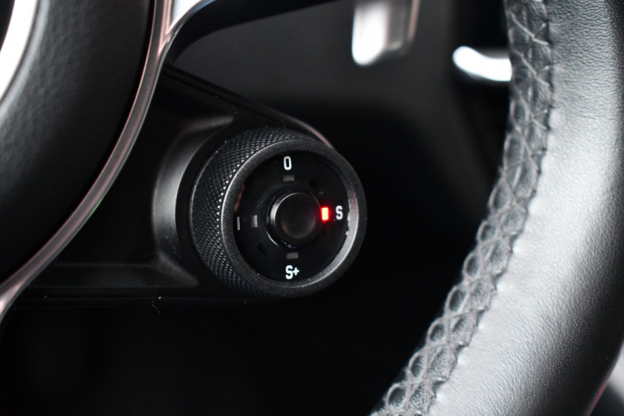 Porsche Cayenne 3.0 Pano Chrono+Sport Trekh Luchtv 21inch BOSE Sfeer