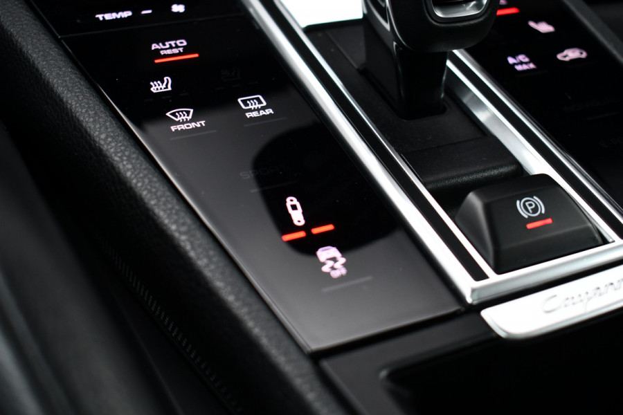 Porsche Cayenne 3.0 Pano Chrono+Sport Trekh Luchtv 21inch BOSE Sfeer