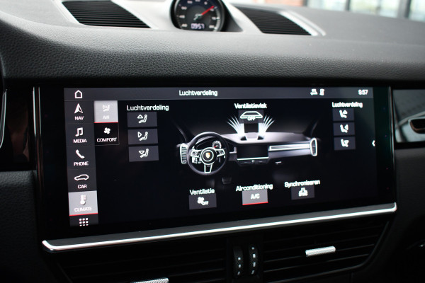 Porsche Cayenne 3.0 Pano Chrono+Sport Trekh Luchtv 21inch BOSE Sfeer
