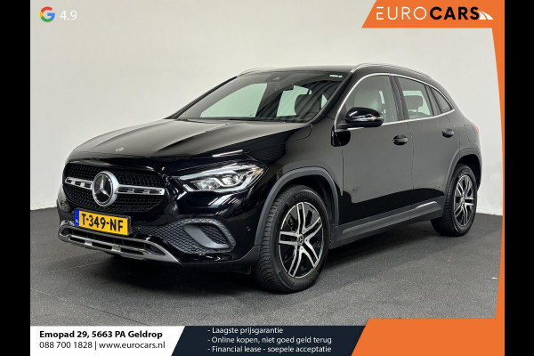 Mercedes-Benz GLA 200 Automaat Progressive Navigatie Climate Control Camera Parkeer sensoren Stoelverwarming DAB Lichtmetalen velgen 18" Electrisch bedienbare achterklep