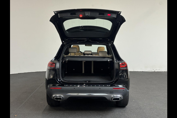 Mercedes-Benz GLA 200 Automaat Progressive Navigatie Climate Control Camera Parkeer sensoren Stoelverwarming DAB Lichtmetalen velgen 18" Electrisch bedienbare achterklep