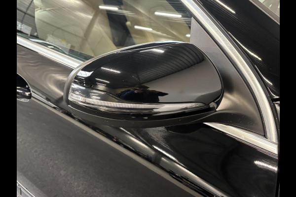 Mercedes-Benz GLA 200 Automaat Progressive Navigatie Climate Control Camera Parkeer sensoren Stoelverwarming DAB Lichtmetalen velgen 18" Electrisch bedienbare achterklep