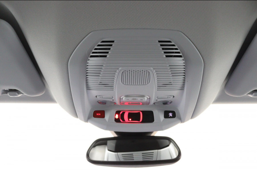 Peugeot 3008 1.2 *130PK*CARPLAY*ECC*CRUISE*NAVI*CAMERA*