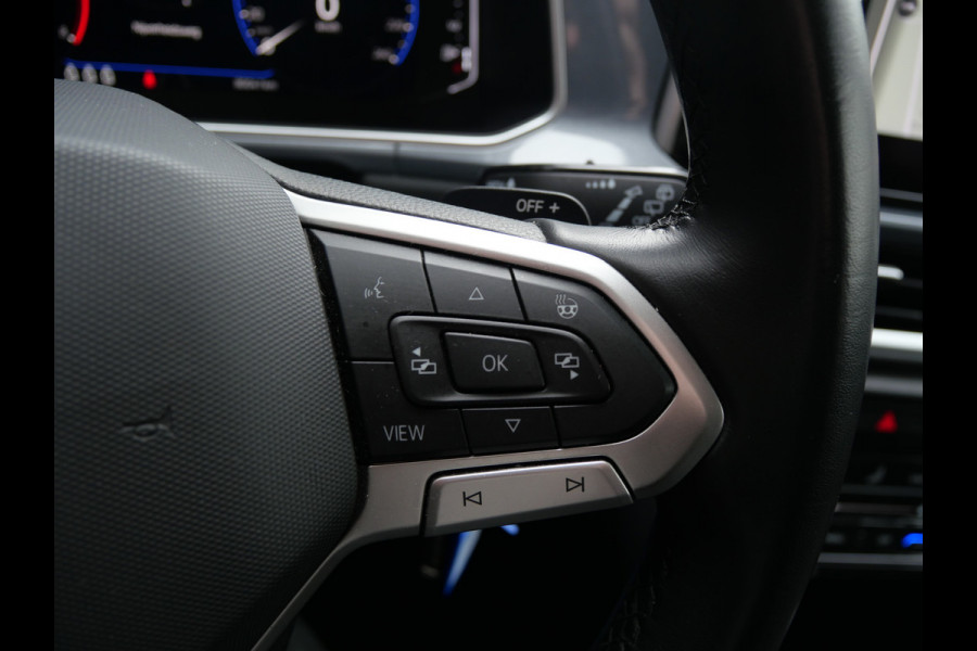 Volkswagen T-Roc 1.5 TSI STYLE | AUTOMAAT | MASSAGE | TREKHAAK | VIRTUAL | IQ LED | ALL-IN!!