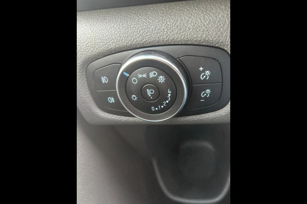 Ford Transit Custom 320 2.0 TDCI L2H1 DC 5PERS*A/C*CRUISE*HAAK*TEL*PDC