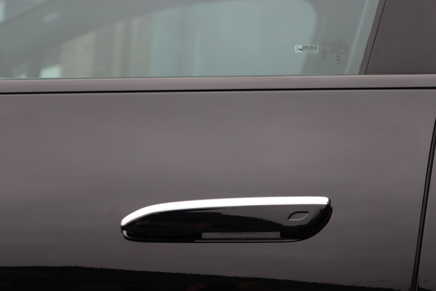 Mercedes-Benz EQE SUV AMG 43 4MATIC Premium 91 kWh | Hyperscreen | Luchtvering | Achterasbesturing | Distronic+ | Carbon | Burmester | Trekhaak | Warmtepomp | Verwarmd Stuurwiel | HUD | Panoramadak |