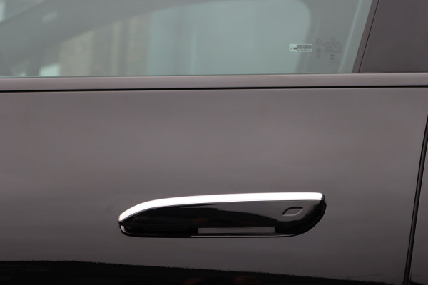 Mercedes-Benz EQE SUV AMG 43 4MATIC Premium 91 kWh | Hyperscreen | Luchtvering | Achterasbesturing | Distronic+ | Carbon | Burmester | Trekhaak | Warmtepomp | Verwarmd Stuurwiel | HUD | Panoramadak |