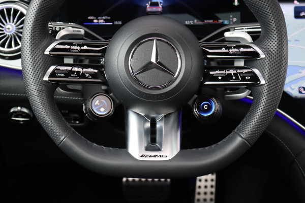 Mercedes-Benz EQE SUV AMG 43 4MATIC Premium 91 kWh | Hyperscreen | Luchtvering | Achterasbesturing | Distronic+ | Carbon | Burmester | Trekhaak | Warmtepomp | Verwarmd Stuurwiel | HUD | Panoramadak |