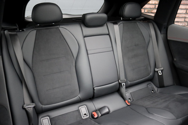 Mercedes-Benz EQE SUV AMG 43 4MATIC Premium 91 kWh | Hyperscreen | Luchtvering | Achterasbesturing | Distronic+ | Carbon | Burmester | Trekhaak | Warmtepomp | Verwarmd Stuurwiel | HUD | Panoramadak |