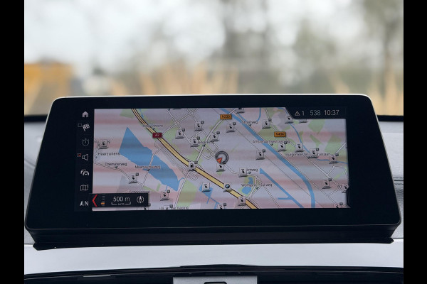 BMW X1 xDrive25e Bus Ed Plus M-Sport |Pano|HUD|HiFi|Cam|Sfeer|19"|Storm Bay|