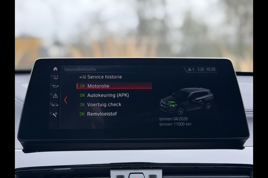 BMW X1 xDrive25e Bus Ed Plus M-Sport |Pano|HUD|HiFi|Cam|Sfeer|19"|Storm Bay|