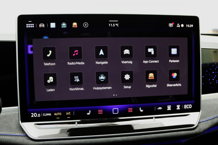 Volkswagen Passat Variant 1.5 eHybrid R-Line 272 PK PHEV, Panoramadak, Trekhaak, Black-Style, Head-Up, Massage