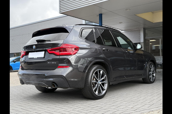BMW X3 xDrive30e M Sport Plug-in Hybride | PHEV | Elek. Trekhaak | 20 inch | M pakket | Stoelverwarming | Shadowline Exterior | Adaptive Led verlichting | Hifi | Volledig digitaal instrumentenpaneel