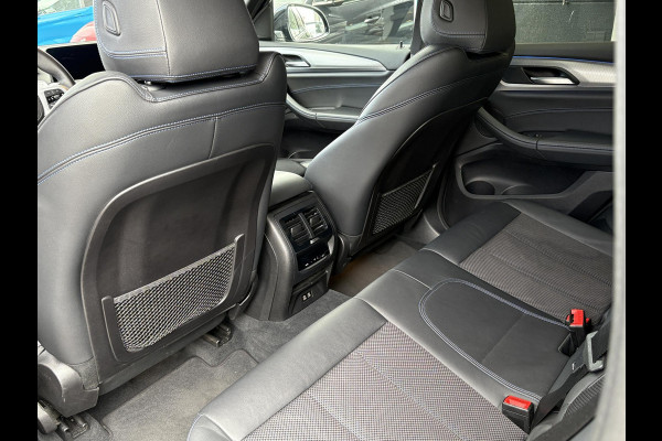 BMW X3 xDrive30e M Sport Plug-in Hybride | PHEV | Elek. Trekhaak | 20 inch | M pakket | Stoelverwarming | Shadowline Exterior | Adaptive Led verlichting | Hifi | Volledig digitaal instrumentenpaneel