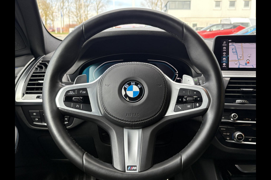 BMW X3 xDrive30e M Sport Plug-in Hybride | PHEV | Elek. Trekhaak | 20 inch | M pakket | Stoelverwarming | Shadowline Exterior | Adaptive Led verlichting | Hifi | Volledig digitaal instrumentenpaneel