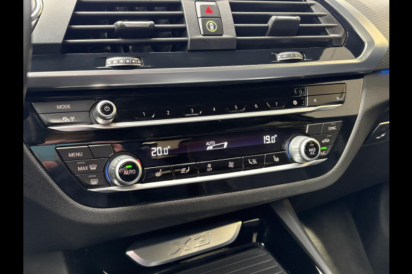 BMW X3 xDrive30e M Sport Plug-in Hybride | PHEV | Elek. Trekhaak | 20 inch | M pakket | Stoelverwarming | Shadowline Exterior | Adaptive Led verlichting | Hifi | Volledig digitaal instrumentenpaneel