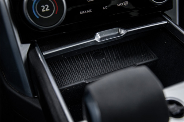 Land Rover Range Rover P440e SE PHEV ** Panodak ** SV upgrade ** 23 inch ** "Project Kahn"