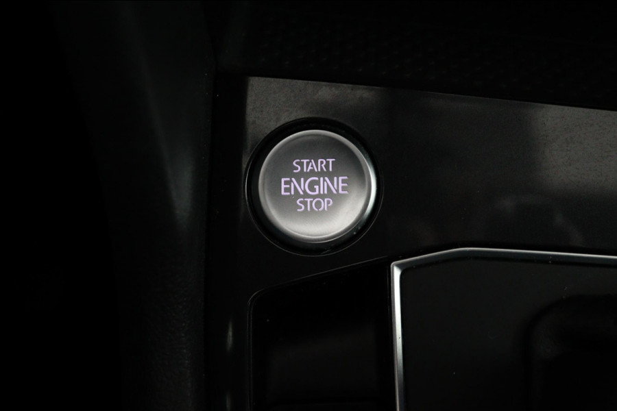 Volkswagen Tiguan Allspace 1.5 TSI R-LINE*AUTOM*PANO*NAVI*HAAK*CAM*CARPLAY